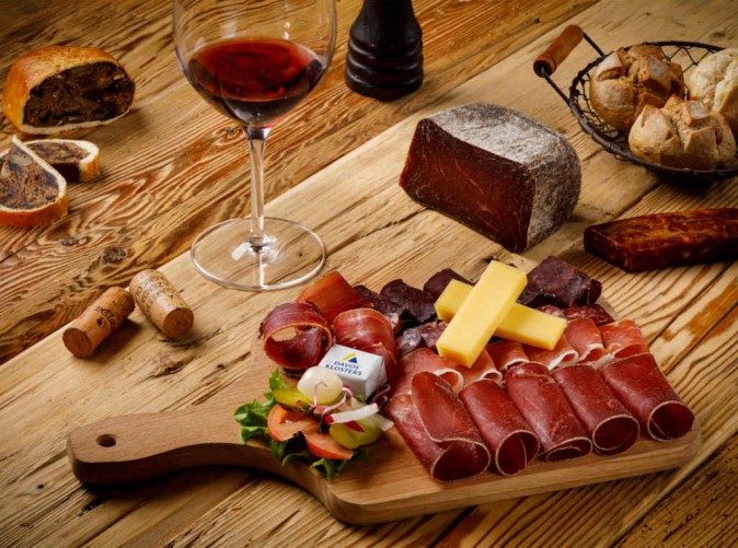 022_Schoene Aussichten Touristik-Walserhuus_Sertig_Food_HotelFotograf.ch_Jeronimo_Vilaplana_10